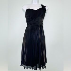 One shoulder cocktail dress